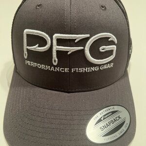 NWT Columbia PFG One Size‎ FIt's All Gray/Gray Trucker Hat 🐟🐟 (D1)